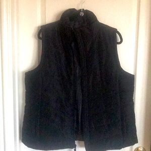 Vest - black zip up